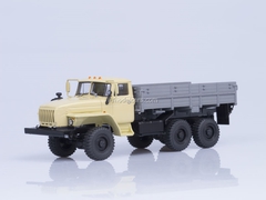 Ural-43202-31 engine YaMZ-238 board beige-gray 1:43 AutoHistory