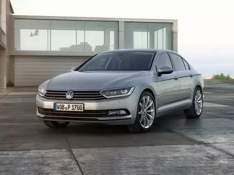 Чехлы на Volkswagen Passat 8 седан 2014–2023 г.в.