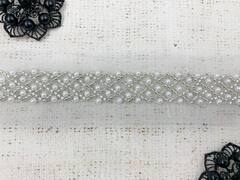 Тесьма декоративная вышивка стеклярус с бусинами, ш. 2 см, белый