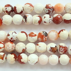 Бусина Агат Огненный (тониров), шарик с огранкой, цвет - белый с коричневым, 10 мм, нить