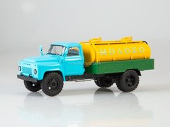 GAZ-53A ACPT-3.3 milk tank 1:43 Legendary trucks USSR #12