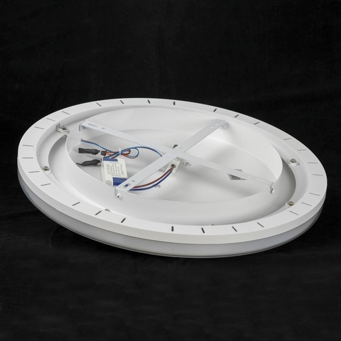 Потолочный светодиодный светильник Lussole HARTLEY LSP-7437