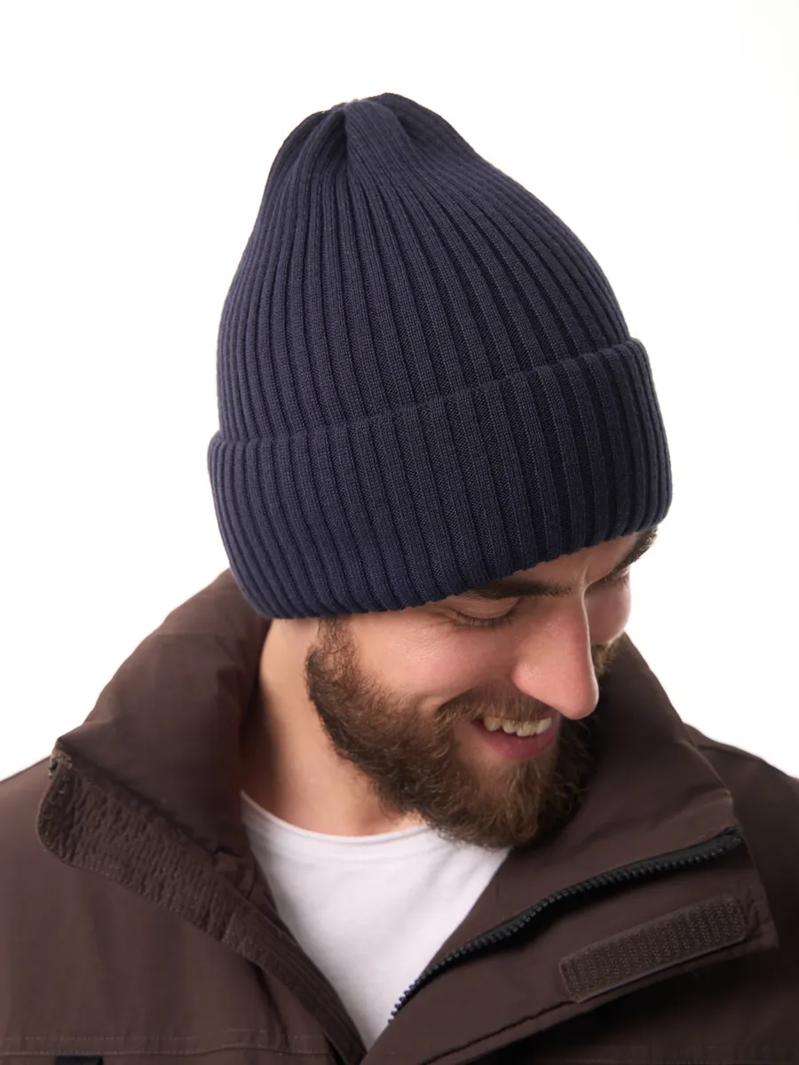 Шапка осенняя бини вязаная зима