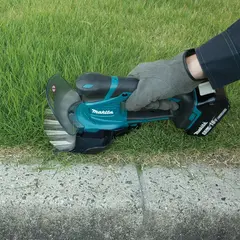 Аккумуляторные ножницы для травы Makita DUM604SYX