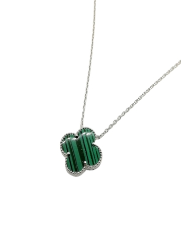 72234 - Колье Trendy из серебра с подвеской клевер с малахитом -один мотив