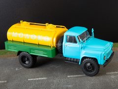 GAZ-53A ACPT-3.3 milk tank 1:43 Legendary trucks USSR #12