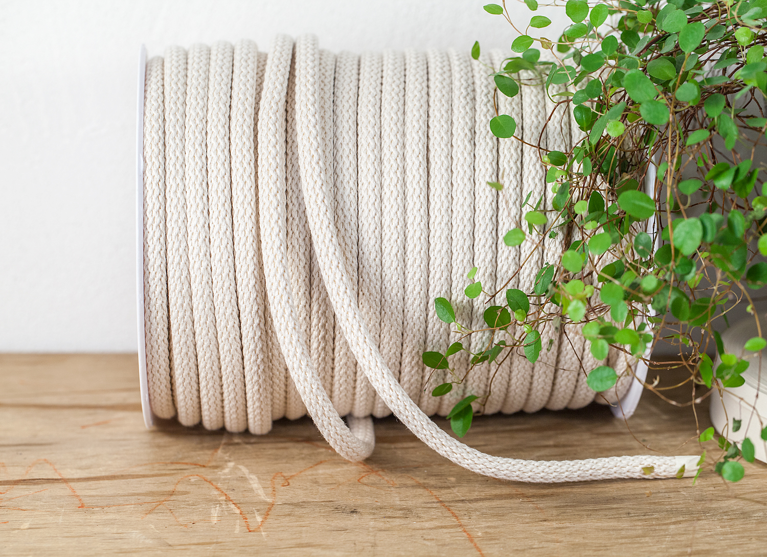 декоративный шнур. шнур гернитовый резиновый марка 3222 tashkent. шнур на катушке плетеный 3мм х 9м кремовый. шнур витой vento. шнур декоративный витой 3 мм.