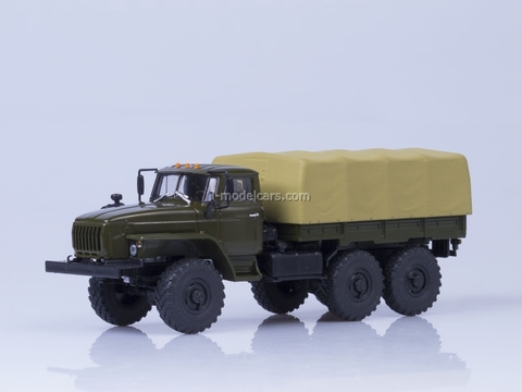 Ural-4320-31 engine YaMZ-238 board khaki-sand 1:43 AutoHistory