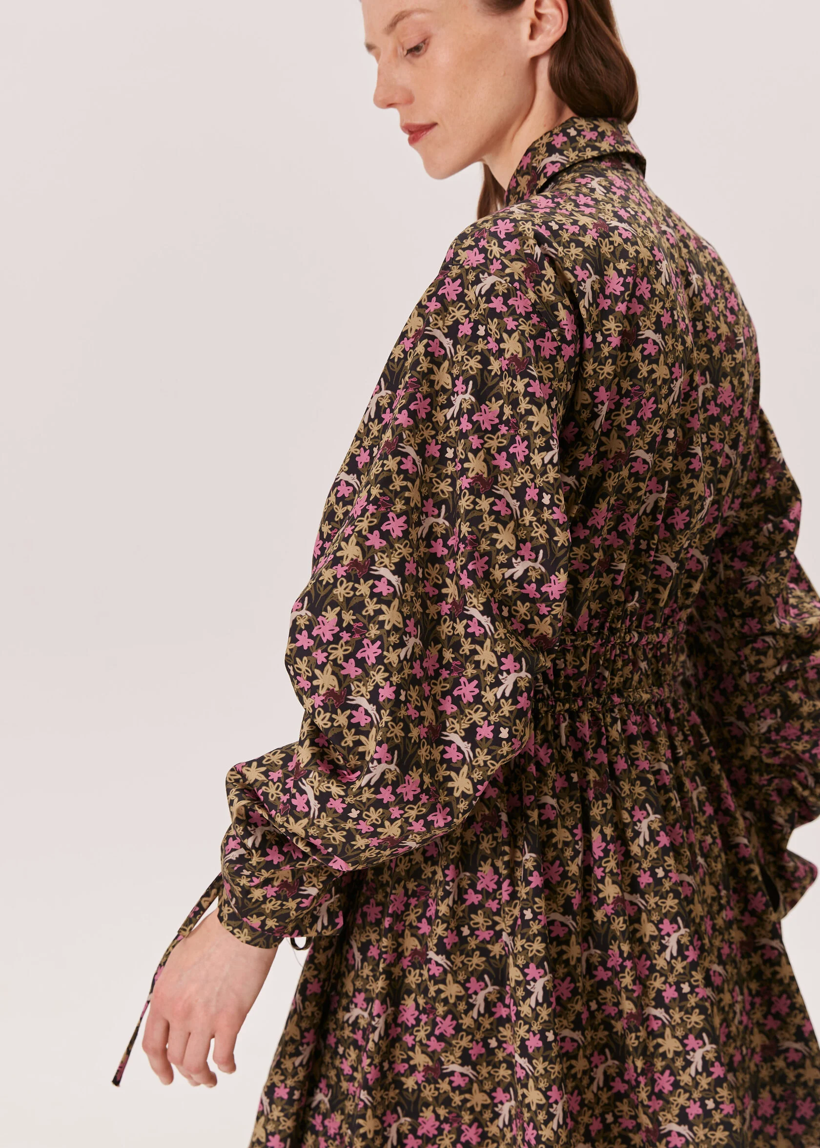 Платье-мини MAGIC FLOWERS зелено-розового цвета