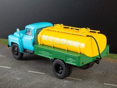 GAZ-53A ACPT-3.3 milk tank 1:43 Legendary trucks USSR #12