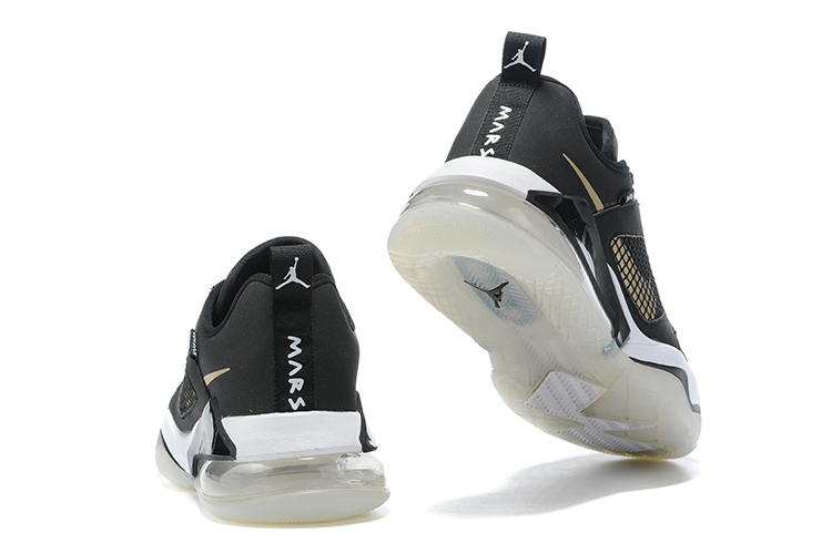 Кроссовки Jordan Mars 270 Low заказать со скидкой в баскетбольном магазине  Basketroom.ru