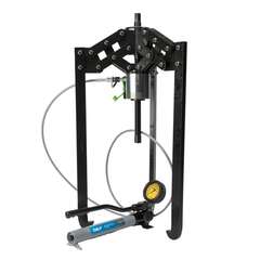 Hydraulically-assisted heavy duty jaw puller with Hydraulic pump with large oil container TMHP 50/570