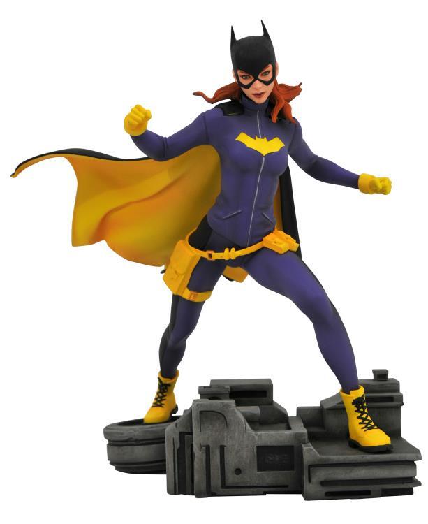 Фигурки dc. Фигурка DC Batgirl. Фигурка DC Collectibles бэтгёрл. Игрушка-фигурка the Batgirl of Burnside. Bat girl Figure.