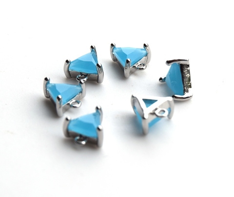 Подвеска треугольник 7*8 мм, голубой опал, покрытие родий