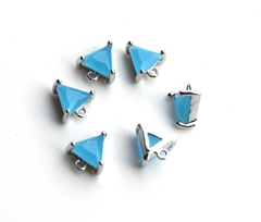 Подвеска треугольник 7*8 мм, голубой опал, покрытие родий