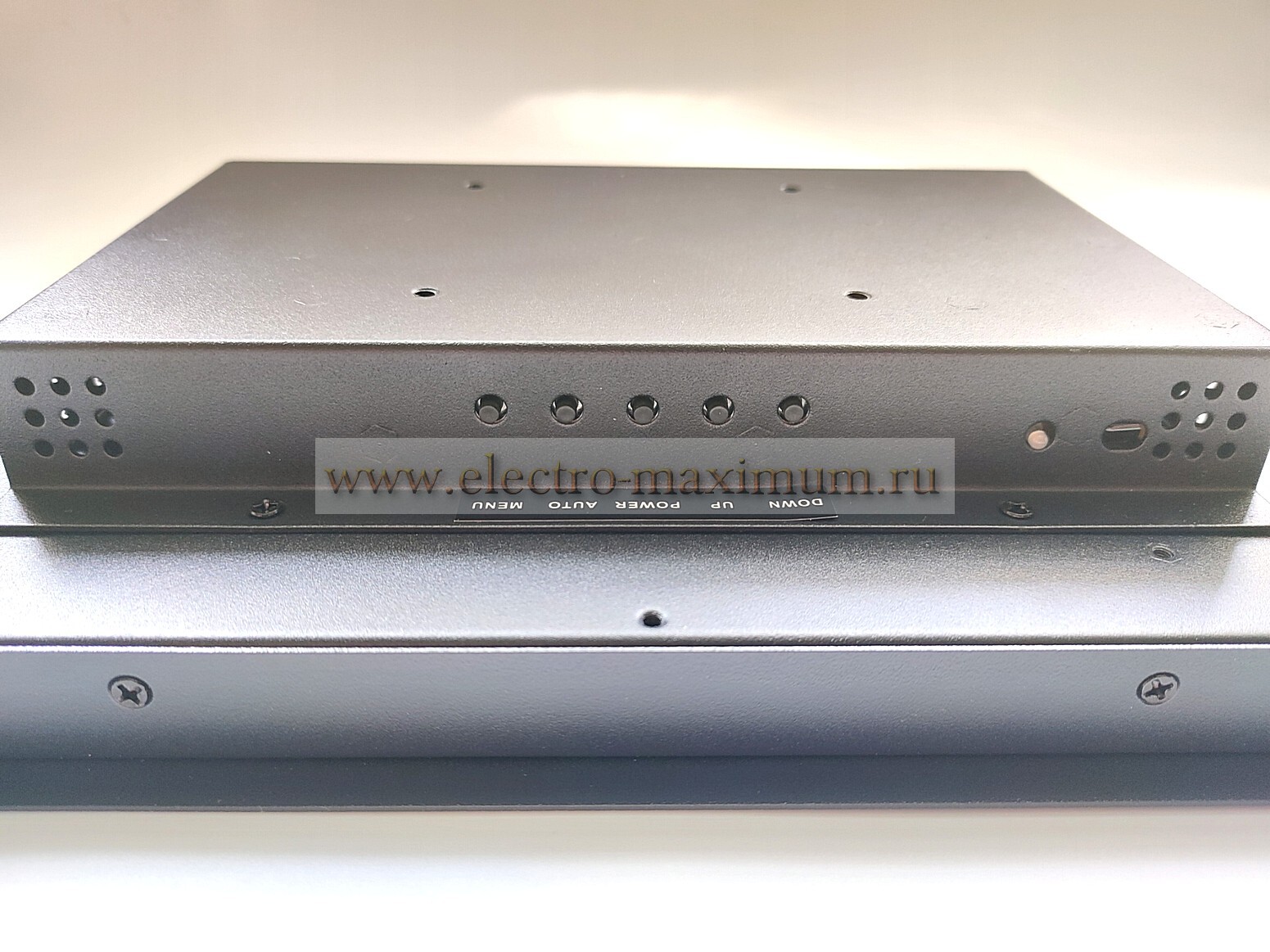 Промышленный ЖК монитор 10" VGA + HDMI