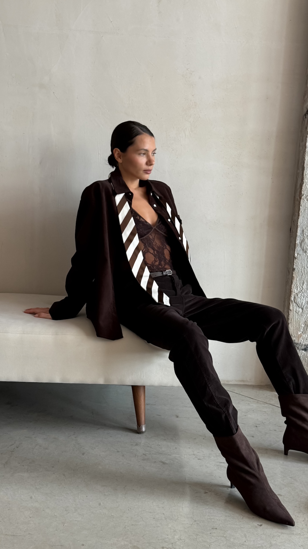 Эластичные вельветовые брюки прямого кроя