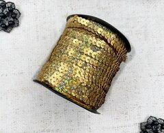 Тесьма пайетки на нитке с голограммой, ш. 0,6 см, тёмное золото