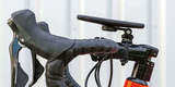 Набор креплений для смартфона на велосипед SP Connect BIKE BUNDLE II UNIVERSAL на руле вид сбоку