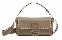 Сумка Fendi из зернистой кожи серого цвета