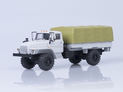 Ural-43206 4x4 board with awning white 1:43 AutoHistory