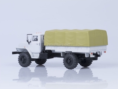 Ural-43206 4x4 board with awning white 1:43 AutoHistory