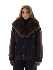 Черная куртка с шоколадными рукавами