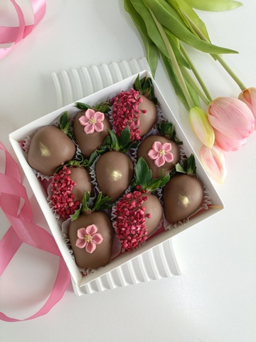 Клубника в шоколаде 