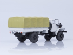 Ural-43206 4x4 board with awning white 1:43 AutoHistory