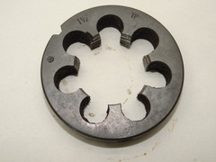 Плашка дюймовая 1 1/2" ТР  d=90мм