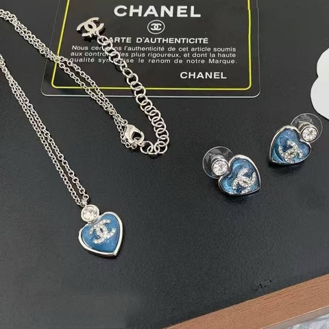 Набор украшений CHANEL колье +серьги