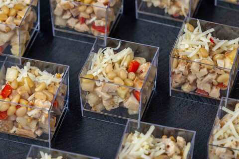 Веррин с грушей, курицей и пармезаном, 12 шт.