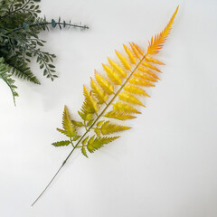 Папоротник осенний оранжевый, зелень искусственная, 60 см, набор 5 веток.