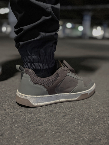 Хлопковые штаны с карманом под нож 