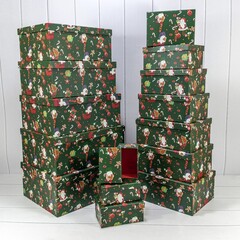 
          Коробка 42.5 х 33 х 17.6 см Набор 15 шт "Новый год" (Зеленый)