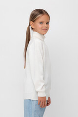 джемпер  для девочки  КВ 30147/24ш/молочный