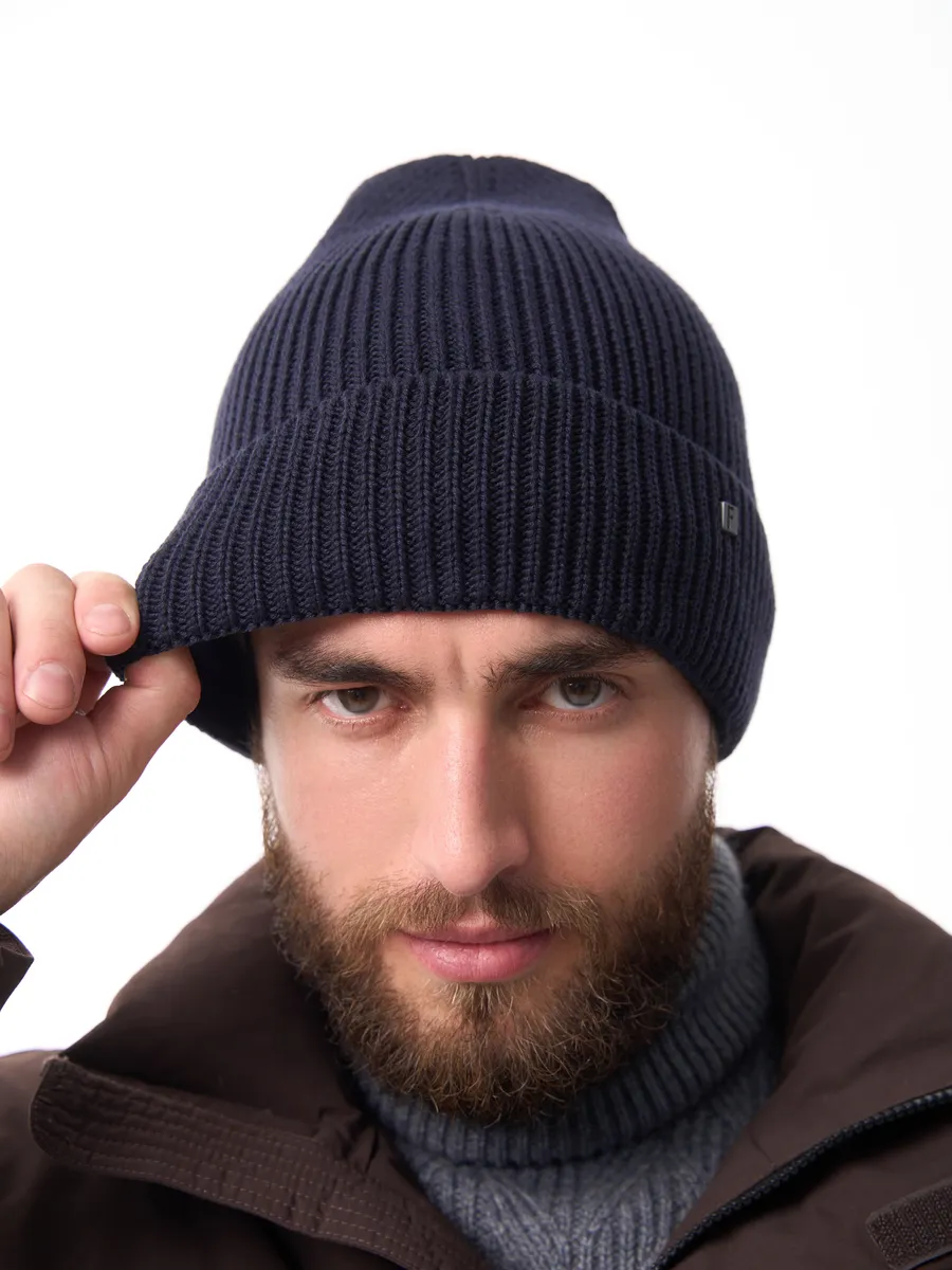 Шапка зимняя на флисе вязаная осень