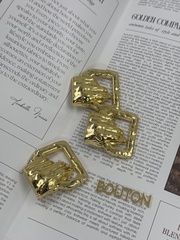 Пуговицы Скиапар. "Рука" глянцевое лимонное золото