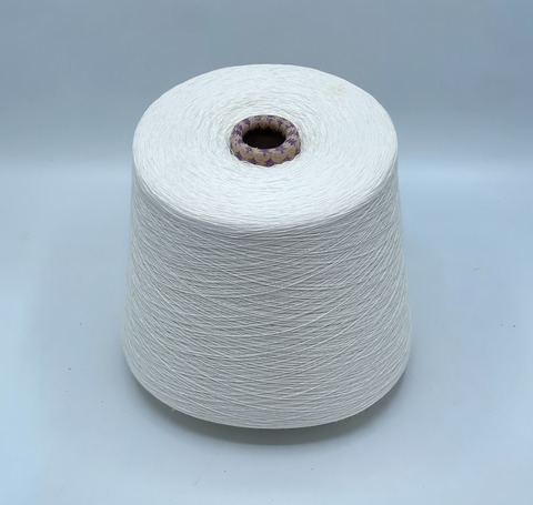 Бобинная пряжа,Cotton combed, 1693м. 100%Хлопок, Молочный(622), 39339