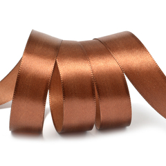 Лента атласная 20 мм. коричневая. Длина 27.4м