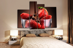 Модульная картина " Клубничка в шоколаде "