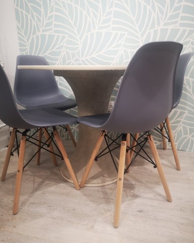 Интерьерный дизайнерский кухонный стул Eames DSW Style Wood, серый