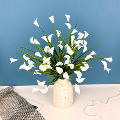 №2 Каллы мини, искусственные цветы, Белые, более 50 голов, 40 см, набор 2 букета.