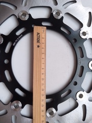 Диск тормозной передний на Yamaha YZF R6 / FZ8ABS / YZFR1 / XT Z TENERE ABS, черный лепестковый