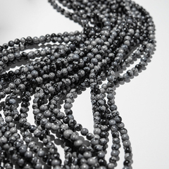 Снежный обсидиан натуральный, бусины в форме шара 4,7мм