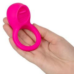 Ярко-розовое эрекционное кольцо Silicone Rechargeable Teasing Tongue Enhancer - 