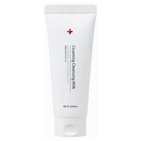 Молочко для деликатного очищения с центеллой CUSKIN Clean-Up Cicaming Cleansing Milk 200мл