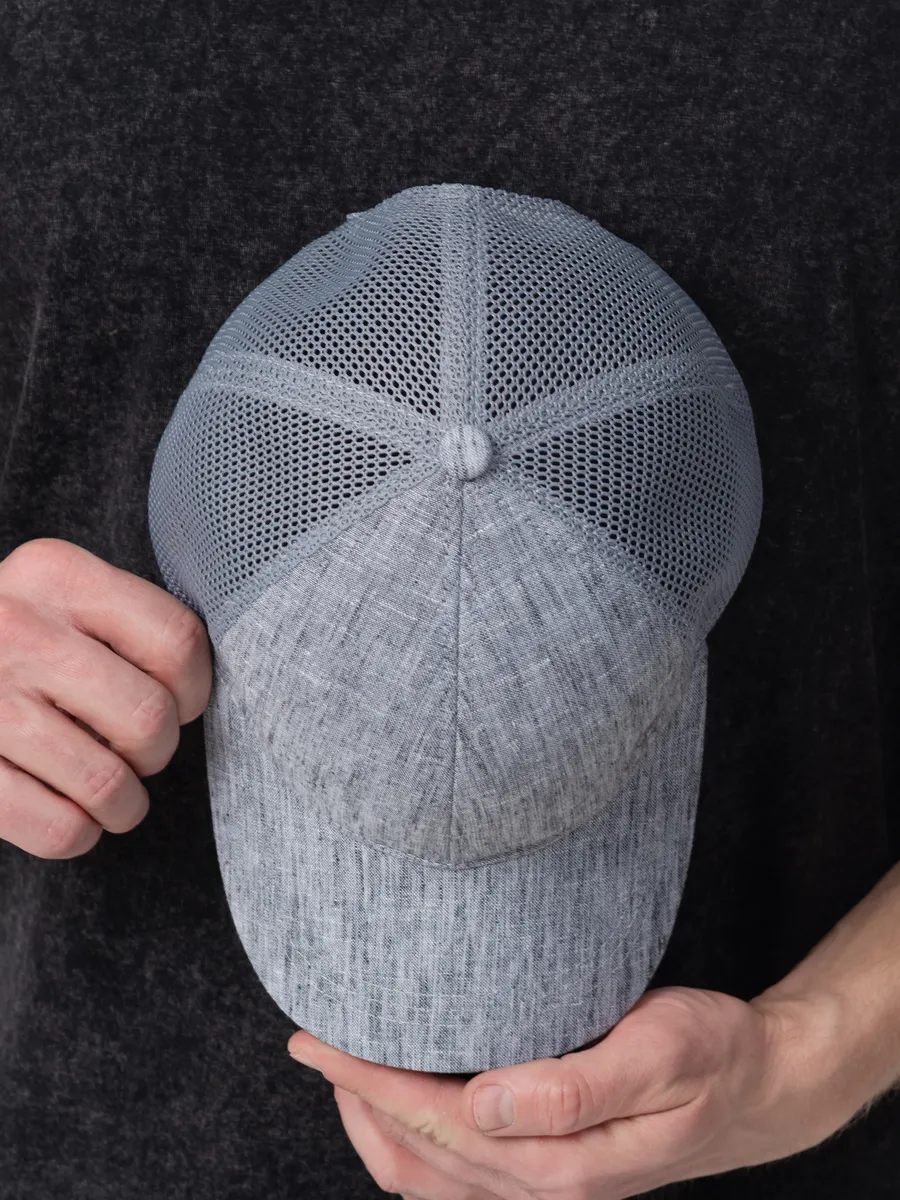Бейсболка с сеткой летняя серая
