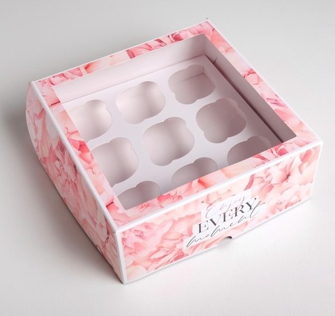 Коробка для 9 капкейков розовая