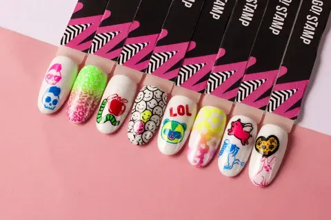 Пластина для стемпинга GO STAMP 020 Lol